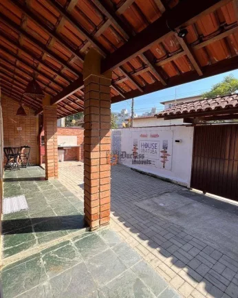 Imagem Sobrado com 4 dormitórios à venda, 193 m² por R$ 649.000 - Estufa I - Ubatuba/São Paulo