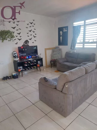 Imagem Casa à venda com casa nos fundos - Vinhedo - SP