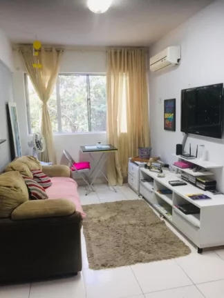 Apartamento para Venda em Rio de Janeiro, Jacarepaguá, 2 dormitórios, 1 banheiro, 1 vaga