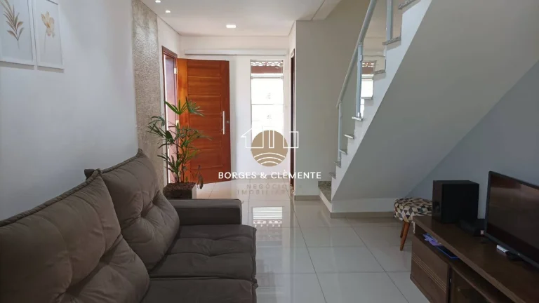 Imagem Casa Mobiliada com 2 Suítes no Jardim das Palmeiras – Atibaia/SP