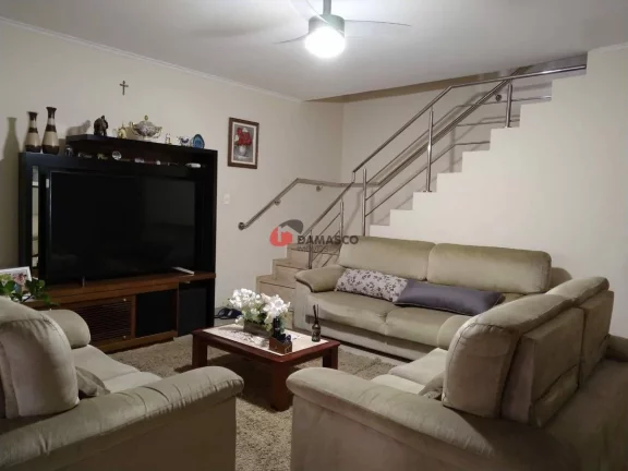 Imagem Sobrado à venda 2 Quartos, 2 Vagas, 100M², Vila Arapuã, São Paulo - SP