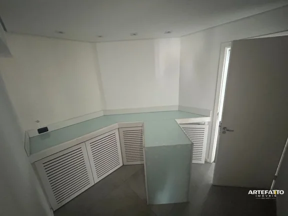 Imagem Sala Comercial / Laje com privacidade (andar exclusivo)-Próximo a ponte Estaiada