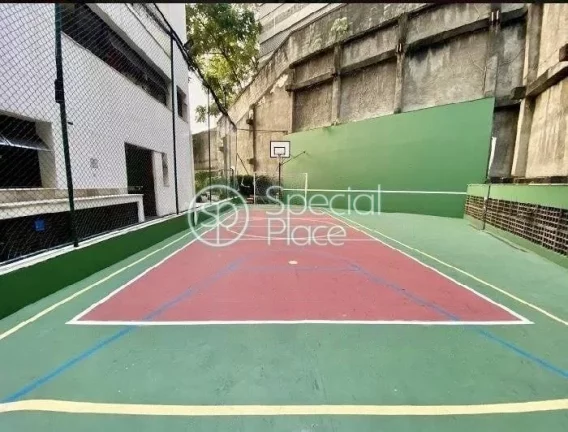 Imagem Excelente apartamento em Higienópolis com 350m² de área privativa, 4 suítes e 4 vagas na garagem...