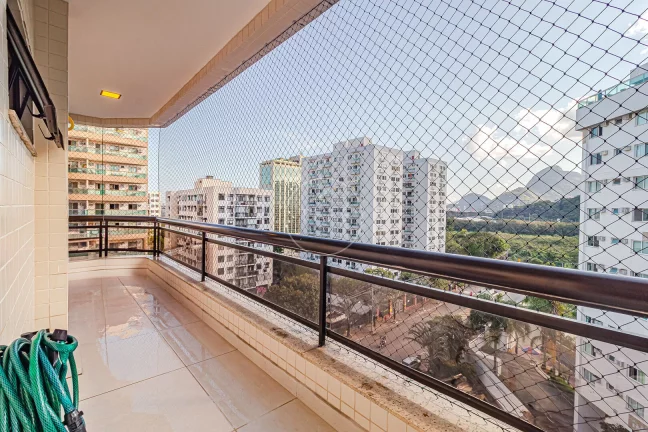 Imagem APARTAMENTO REFORMADO com 3 QUARTOS no CONDOMÍNIO GRAND PRIX - Barra Olímpica