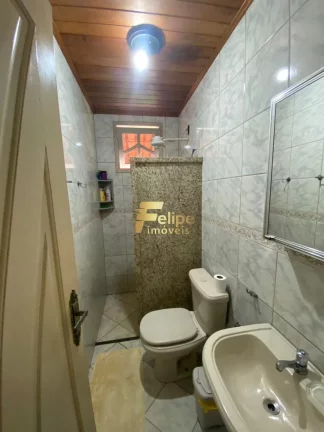 Imagem CASA À VENDA NA PONTA DA FRUTA COM 3 QUARTOS SENDO 1 SUÍTE