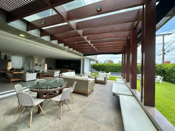 Imagem Casa 5 Dormitórios - Bairro Atlantida