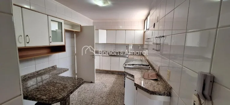 Imagem Localizado no coração do Cambuí, um dos bairros mais desejados de Campinas, este amplo apartament...