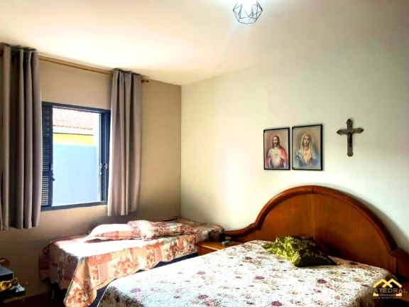Imagem Casa 2 quartos 4 vagas e Edícula - Retiro - Jundiaí/SP