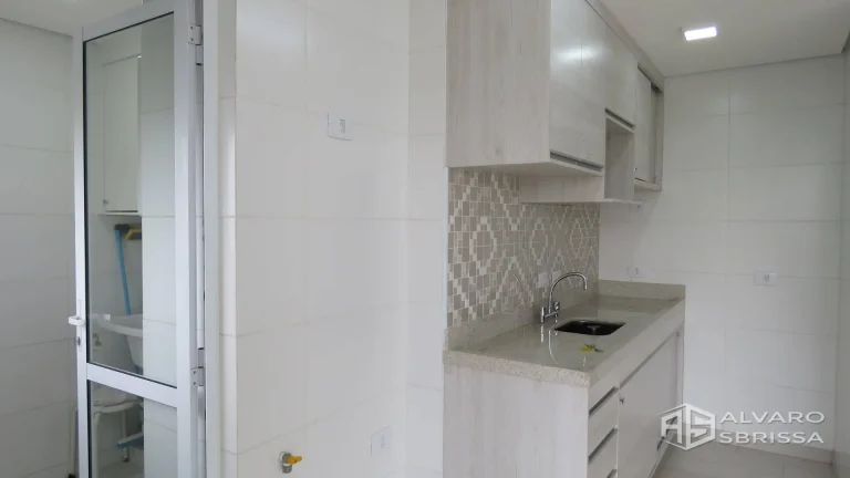 Imagem Apartamento novo com 3 dormitórios sendo uma suíte, com sacada, todos com ar condicionado, repleto de armários. 84m2 - vejas as fotos do condominio