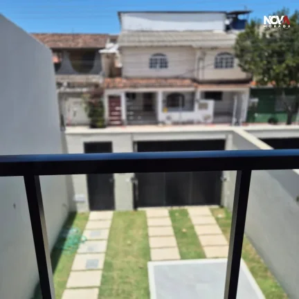 Imagem Sabe aquela casa que parece ter saído de um sonho de fim de semana perfeito? Pois é, ela existe! E...