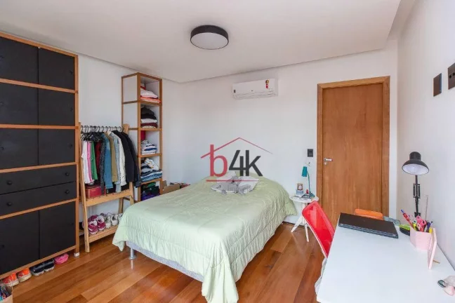 Imagem Casa com 4 dormitórios à venda no Brooklin