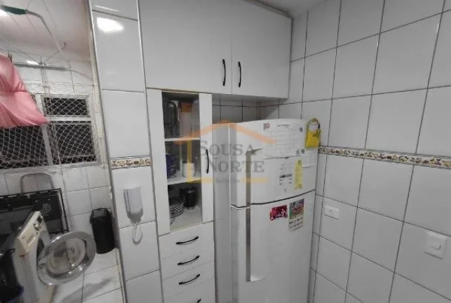Imagem Apartamento reformado, 3 dormitórios, sendo 1 suíte, sala para 2 ambientes, sacada, cozinha com ar...