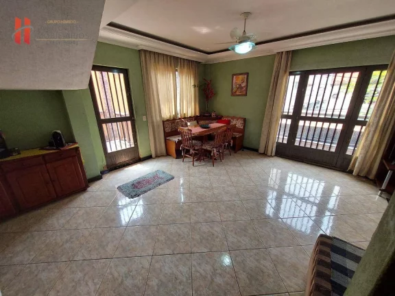 Imagem EXCELENTE CASA TRIPLEX NA VILA ITAMARATY (ITATIAIA).