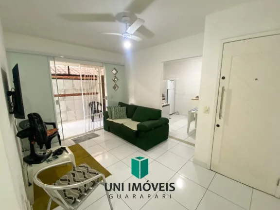 Imagem Apartamento Primeiro andar à Venda em Guarapari - Frente para rua - com área externa lateral