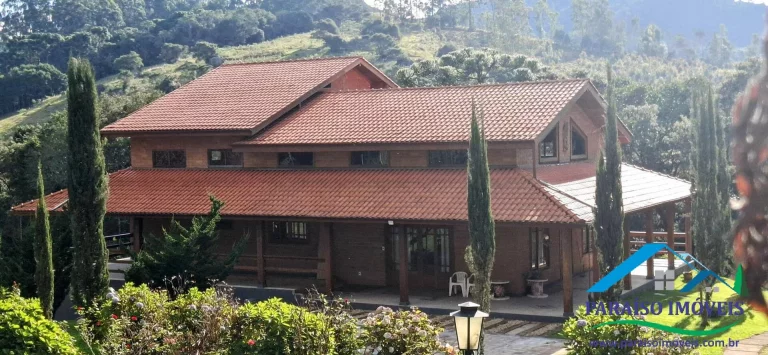 Imagem Viva o Sonho Inglês na Mantiqueira: Um Refúgio de Luxo!