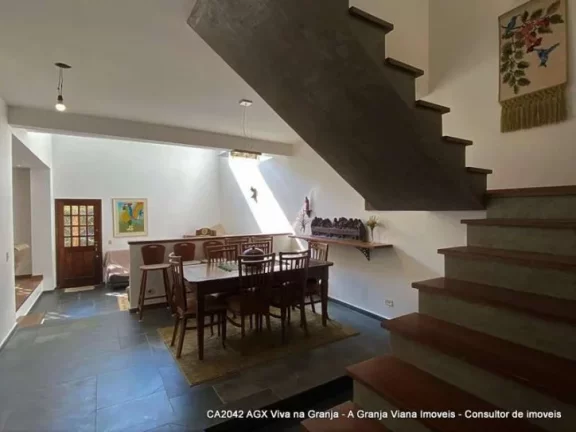 Imagem Cond. SP II - 4 dorms (2 sts). Muito conforto, salão festas gourmet, rua tranquila, plana e sem saída, frente para área de preservação do condomínio!