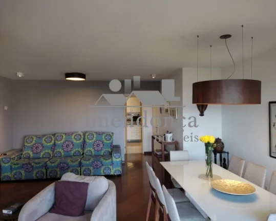 Imagem Apartamento a venda na Vila Madalena com 3 suítes e 3 vagas, 130m²