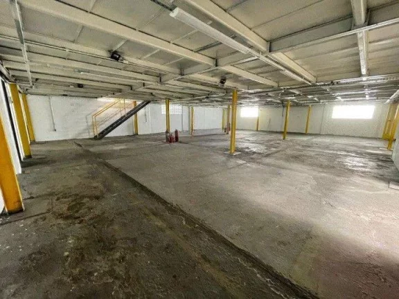 Imagem Galpão para alugar, 1060 m² por R$ 15.000,00/mês - Condomínio Maracanã - Santo André/SP