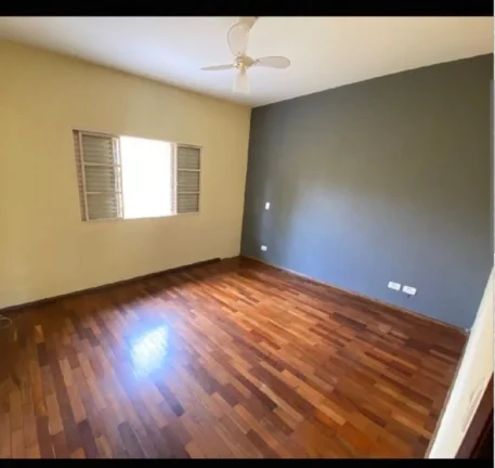Imagem Casa em Conjunto Habitacional Itapetininga F3, Itapetininga/SP
