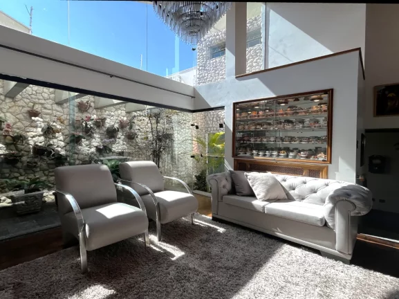 Imagem Sobrado para venda em Residencial Baldassari com 5 quartos, sendo 1 suíte, 368m2