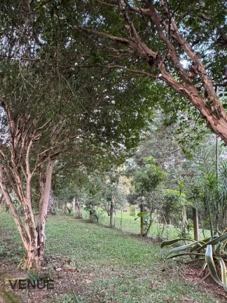 Imagem Chácara a venda em São Roque com 5 dormitórios à venda, 7800 m² por R$ 2.500.000 - São Roque/SP
