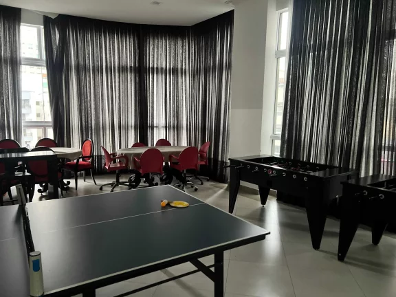 Imagem Apartamento com 3 suítes e 3 vagas de garagem na Meia Praia em Itapema