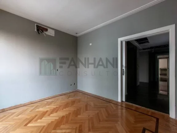 Imagem VENDO EXCELENTE APARTAMENTO NA RUA PROF. ARTHUR rAMOS. Quadra de Tênis,junto ao clube Pinheiros,vista panorâmica,único! Sofisticado empreendimento e