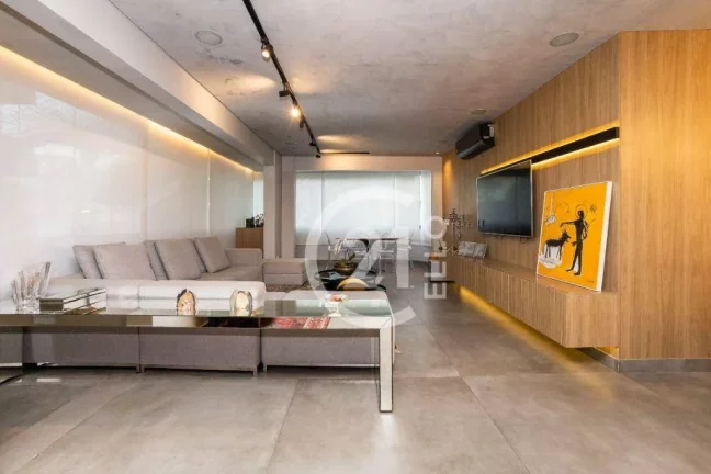 Imagem Itaim nobre, reformado, 4 suítes