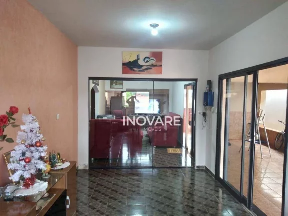 Imagem Casa com 3 dormitórios e energia solar à venda, 250 m² por R$ 400.000 - Setor Santa Inês - Itumbiara/GO