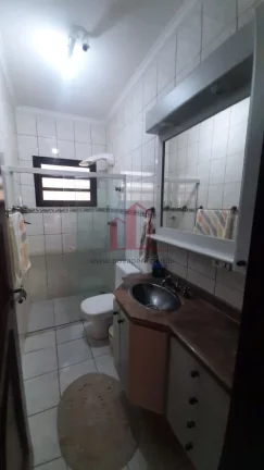 Imagem Chácara de luxo em condomínio: 3 quartos, 2 salas, 2 banheiros, 210m² - Jardim Lago da Cantareira, Mairiporã-SP.