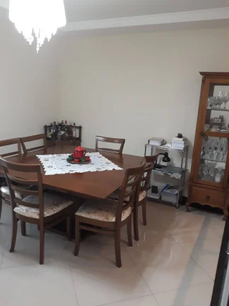 Imagem Sobrado Maravilhoso com 311 m² 3 Dormitórios sendo 3 Suítes Estuda Permuta