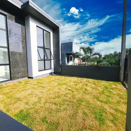 Imagem Linda casa de alto padrão em excelente localização de Campo Bom de 3 quartos sendo 1 suíte e pis