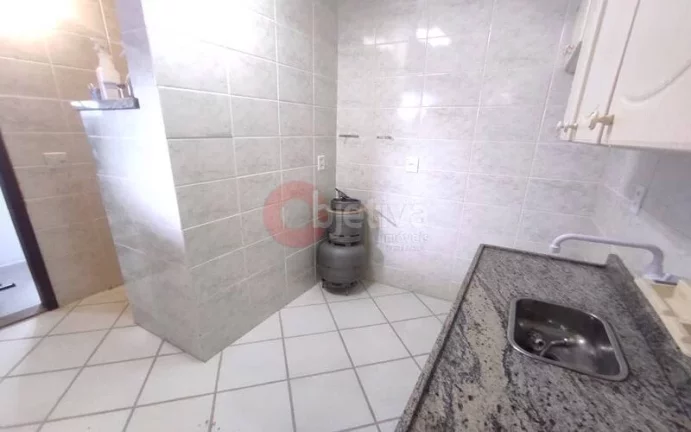 Imagem Apartamento linear em pavimento superior, 1 quarto, Palmeiras - Cabo Frio