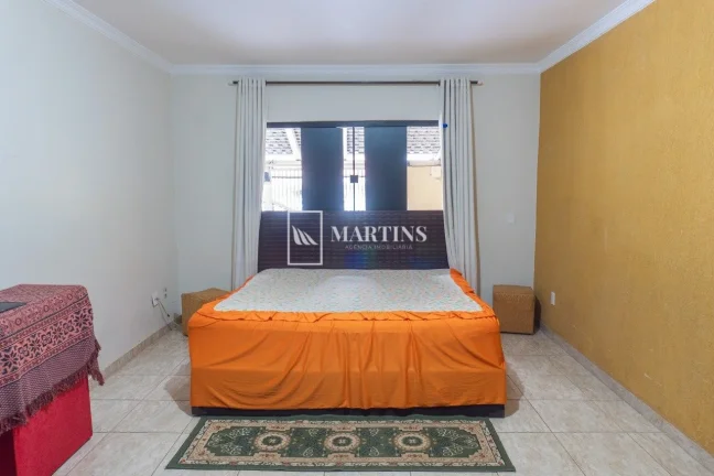 Imagem ? Casa Escriturada no Setor Leste do Gama - Rua Principal!

Excelente oportunidade para moradia ou i...