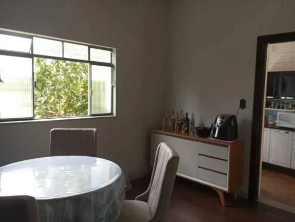 Imagem Casa à venda em Barroso, Centro, com 3 quartos, 241,22m2