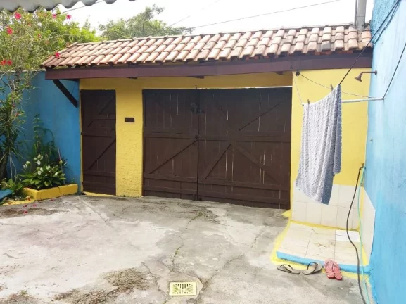 Imagem Casa com 3 dormitórios à venda, 144 m² por R$ 250.000,00 - Santa Cruz - Itanhaém/SP