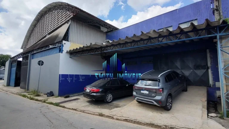 Imagem GALPÃO INDUSTRIAL. AC. 1.600m² DE CONSTRUÇÃO. 2 DOCAS