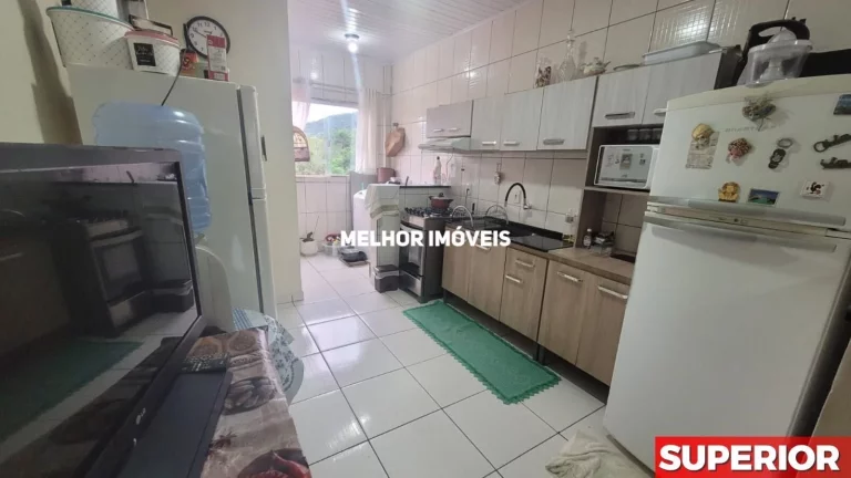 Imagem Casa de Alvenaria á venda com 6 dormitórios e 3 vagas de garagem localizada em Camboriú