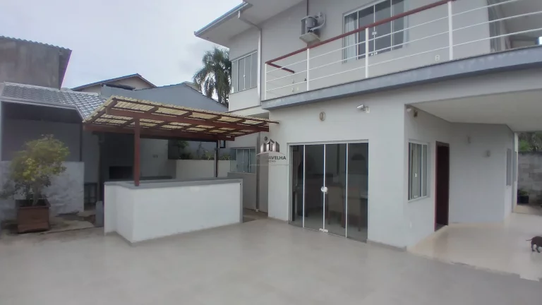 Imagem CASA RESIDENCIAL em BARRA VELHA - SC, CENTRO