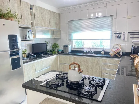 Imagem Casa com 3 quartos à venda, 240 m² por R$ 800.000 - Vila D'Este - Cotia/SP