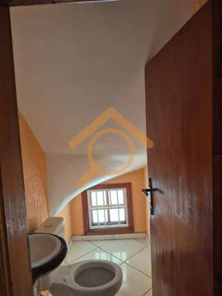 Imagem Casa reformada na Vila Arriete: 3 quartos, 1 suíte, 2 salas, 2 banheiros, 2 vagas - 118,00 m² em São Paulo-SP.