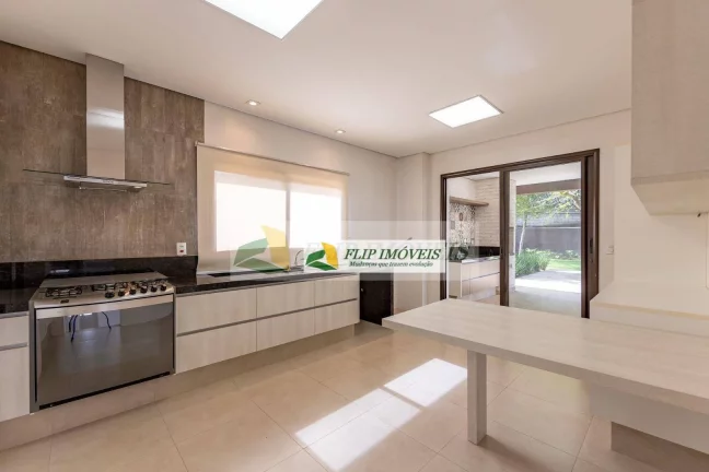 Imagem Casa com 4 dormitórios à venda, 360 m² por R$ 2.950.000,00 - Chácaras Alpina - Valinhos/SP