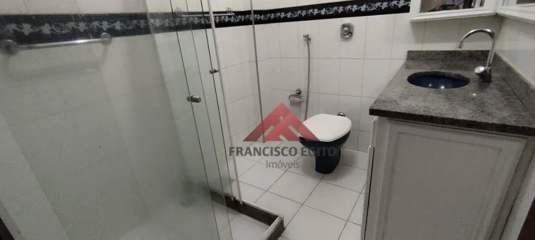 Imagem Apartamento com 3 dormitórios para alugar, 70 m² por R$ 3.737,00/mês - Icaraí - Niterói/RJ