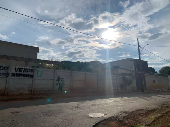 Imagem LOTE PLANO NO BAIRRO SATÉLITE, EM JUATUBA!