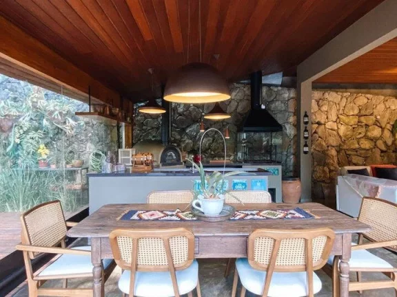 Imagem Casa impecável, com acabamentos de ótimo gosto - Granja Viana