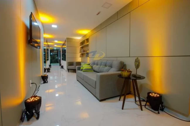 Imagem Vendo apto em prédio top, no melhor local de Tambaú, com 59 m2, varanda, 2 quartos s/ 1 suite e 1 vg