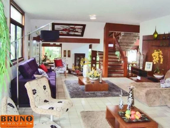 Imagem Mansão de Luxo no Condomínio Aldeia da Praia, Guarapari: Exclusividade e Segurança
Apresentamos e...