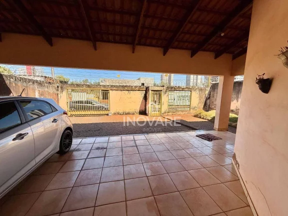 Imagem Casa com 3 dormitórios à venda, 234 m² por R$ 600.000,00 - Alto da Boa Vista - Itumbiara/GO