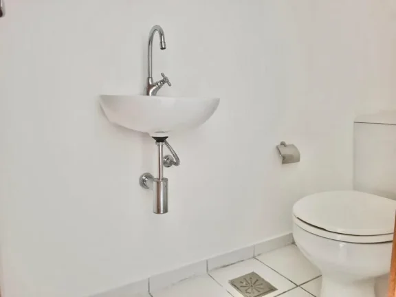 Imagem Sala Comercial para Venda em Rio de Janeiro, Campo Grande, 1 banheiro, 1 vaga