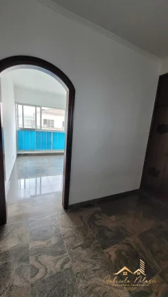 Imagem Apartamento Padrão em prédio frente mar